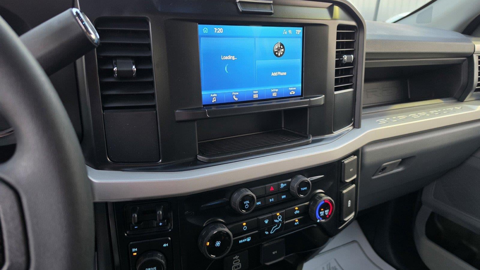 2027 Ford Super Duty F-350 Srw XLT