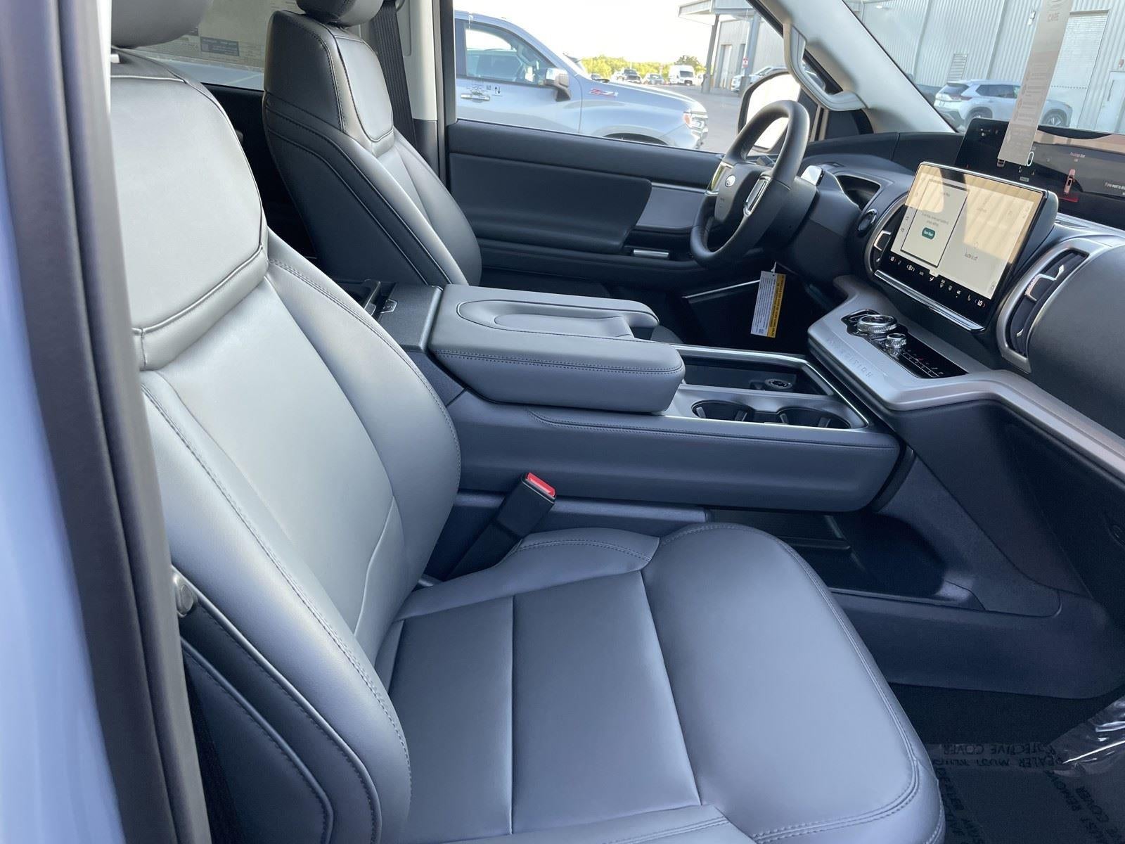 2027 Ford Expedition Active