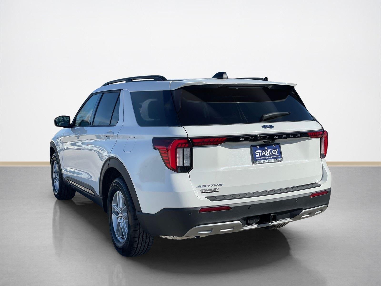 2026 Ford Explorer Active w/100A Pkg