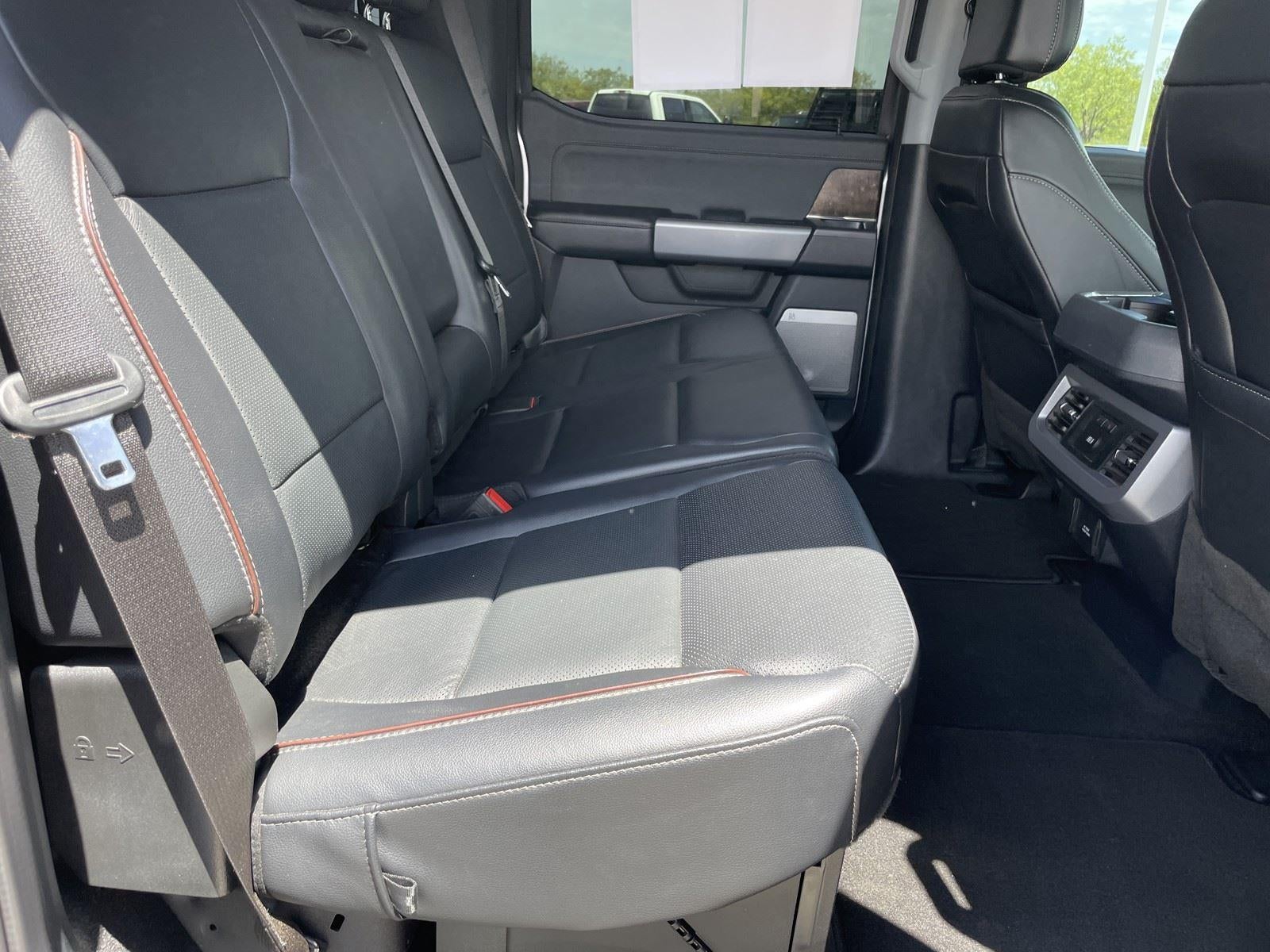 2023 Ford Super Duty F-250 SRW LARIAT