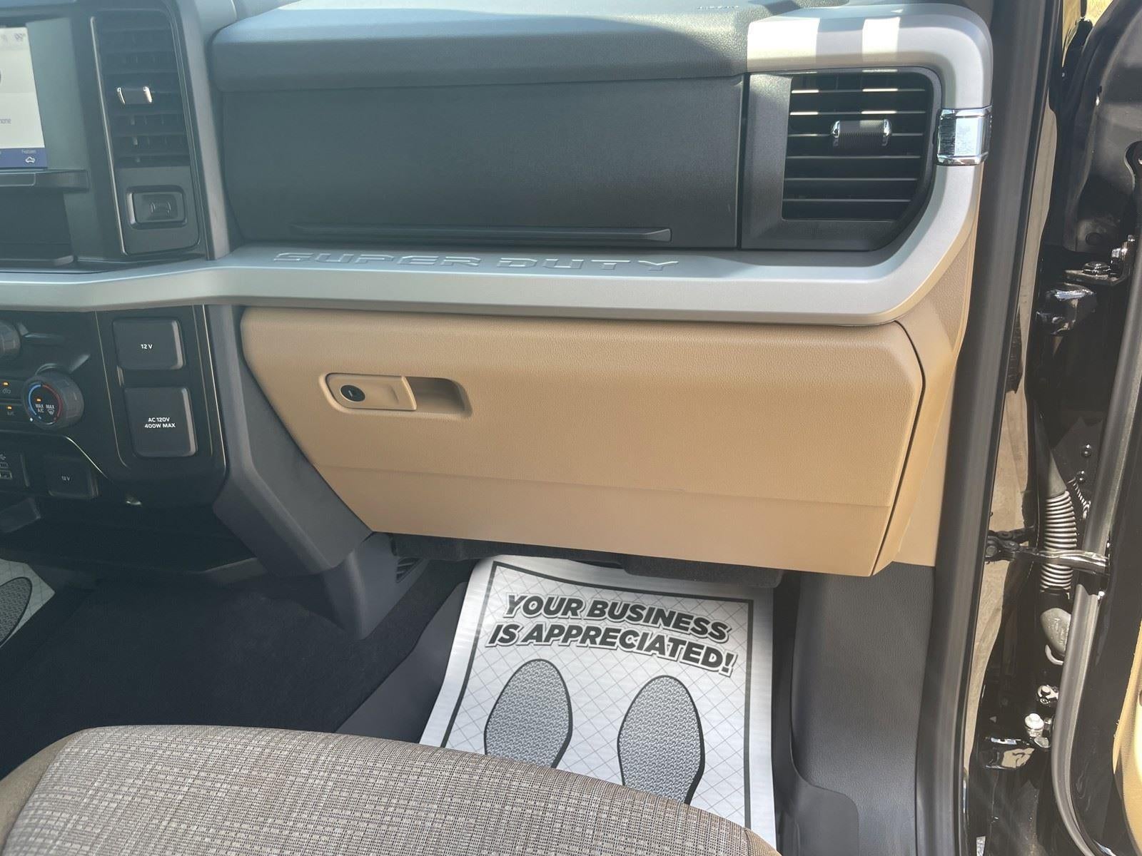 2026 Ford Super Duty F-350 SRW XLT