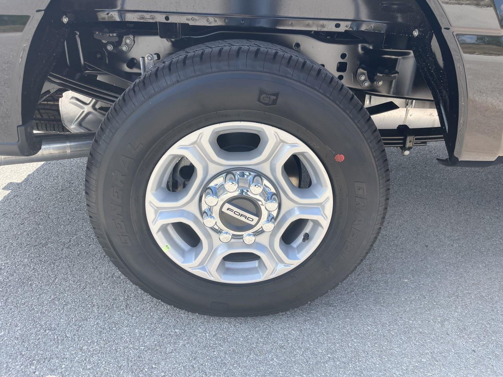 2026 Ford Super Duty F-350 SRW XLT