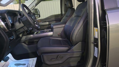 2027 Ford Super Duty F-350 SRW LARIAT