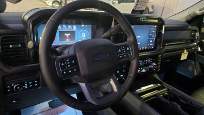 2027 Ford Super Duty F-350 SRW LARIAT