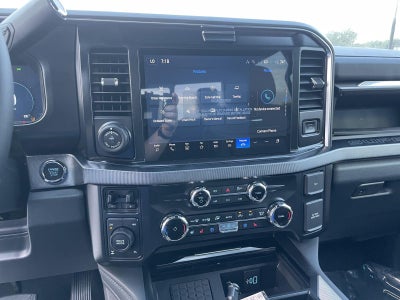 2026 Ford Super Duty F-350 SRW Platinum