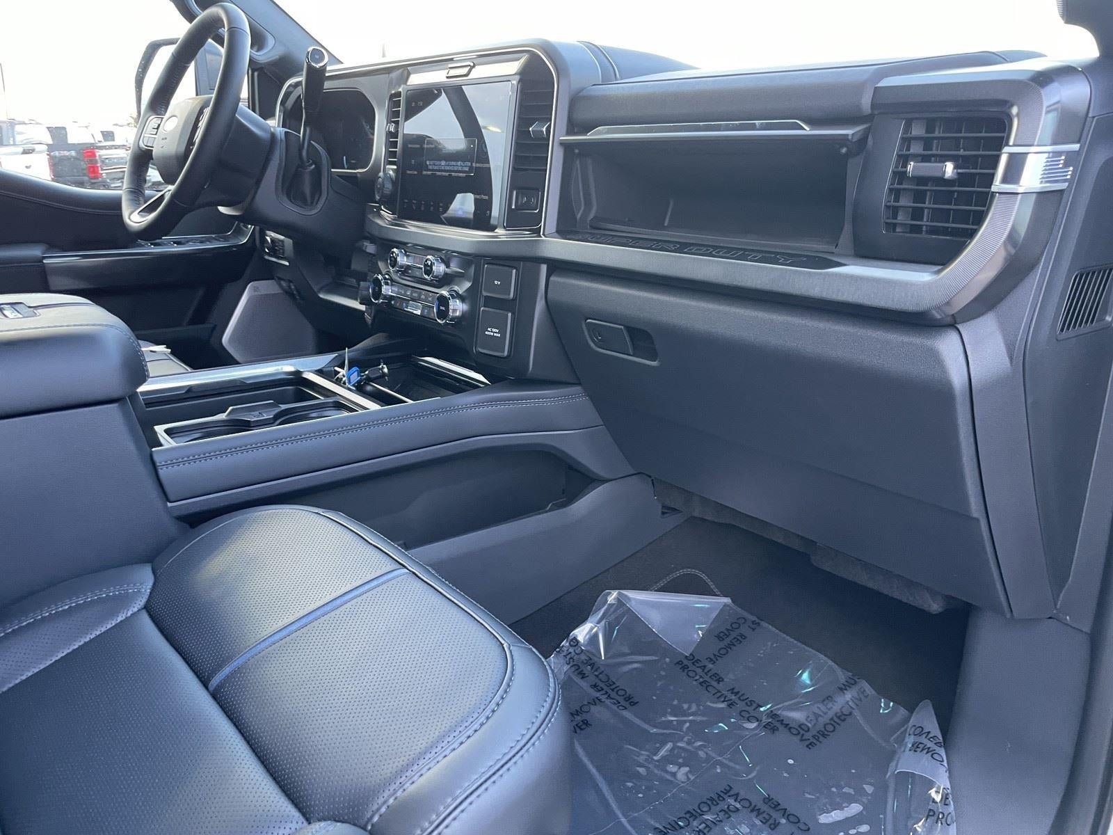 2026 Ford Super Duty F-350 SRW Platinum