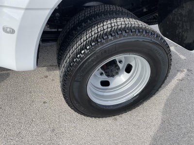 2026 Ford Super Duty F-350 DRW XL