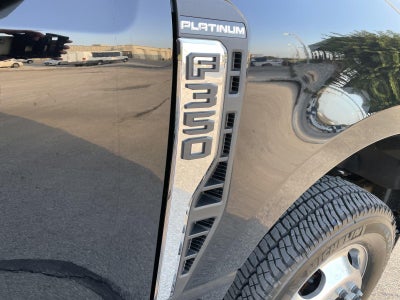 2026 Ford Super Duty F-350 DRW Platinum