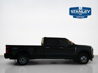 2026 Ford Super Duty F-350 DRW Platinum
