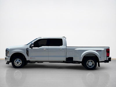 2026 Ford Super Duty F-350 DRW Platinum