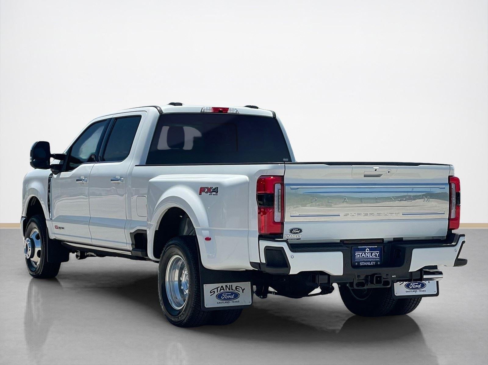 2026 Ford Super Duty F-350 DRW Platinum