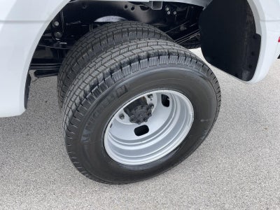 2026 Ford Super Duty F-350 DRW XLT