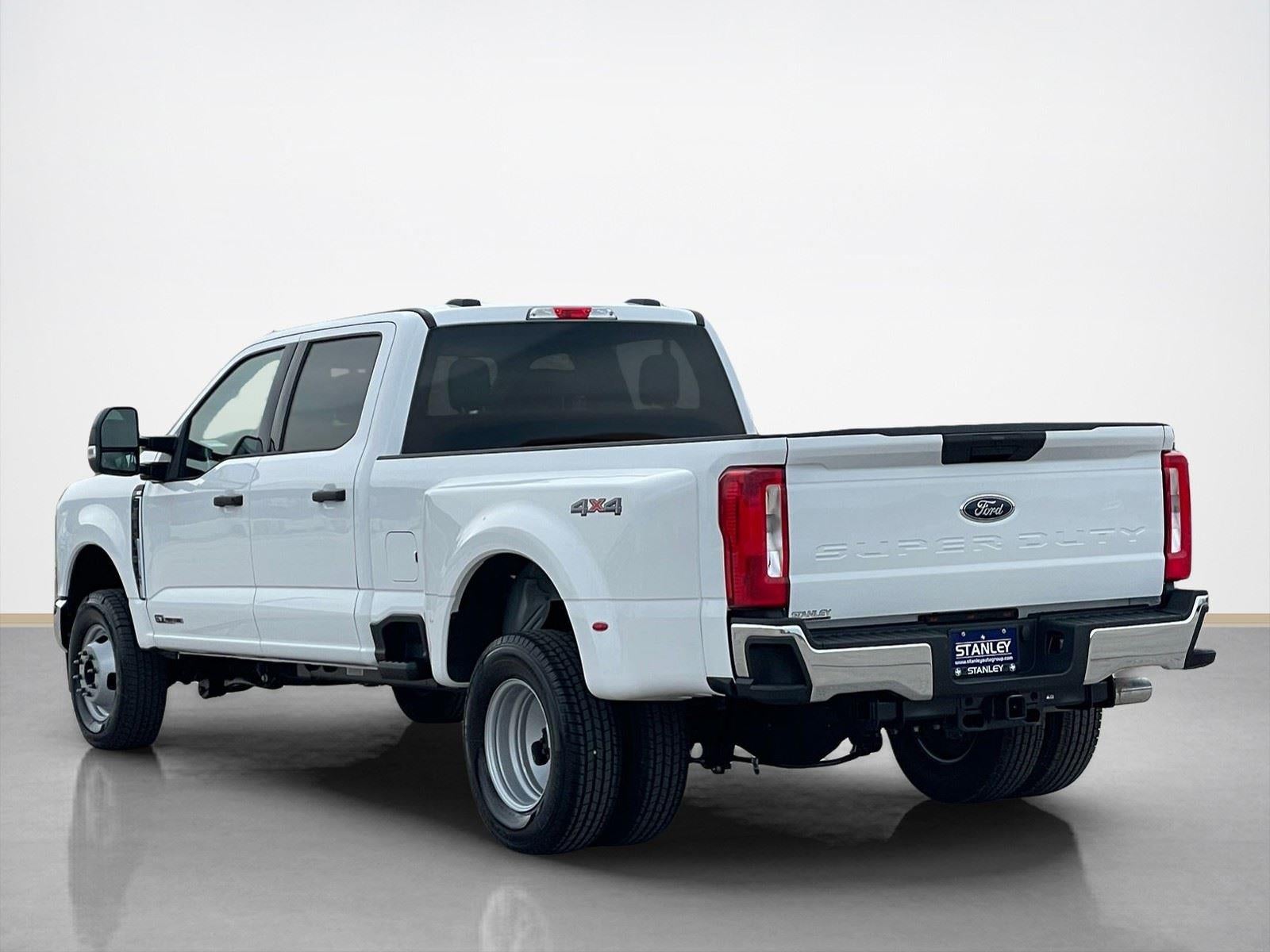 2026 Ford Super Duty F-350 DRW XLT