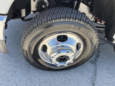 2026 Ford Super Duty F-350 DRW LARIAT