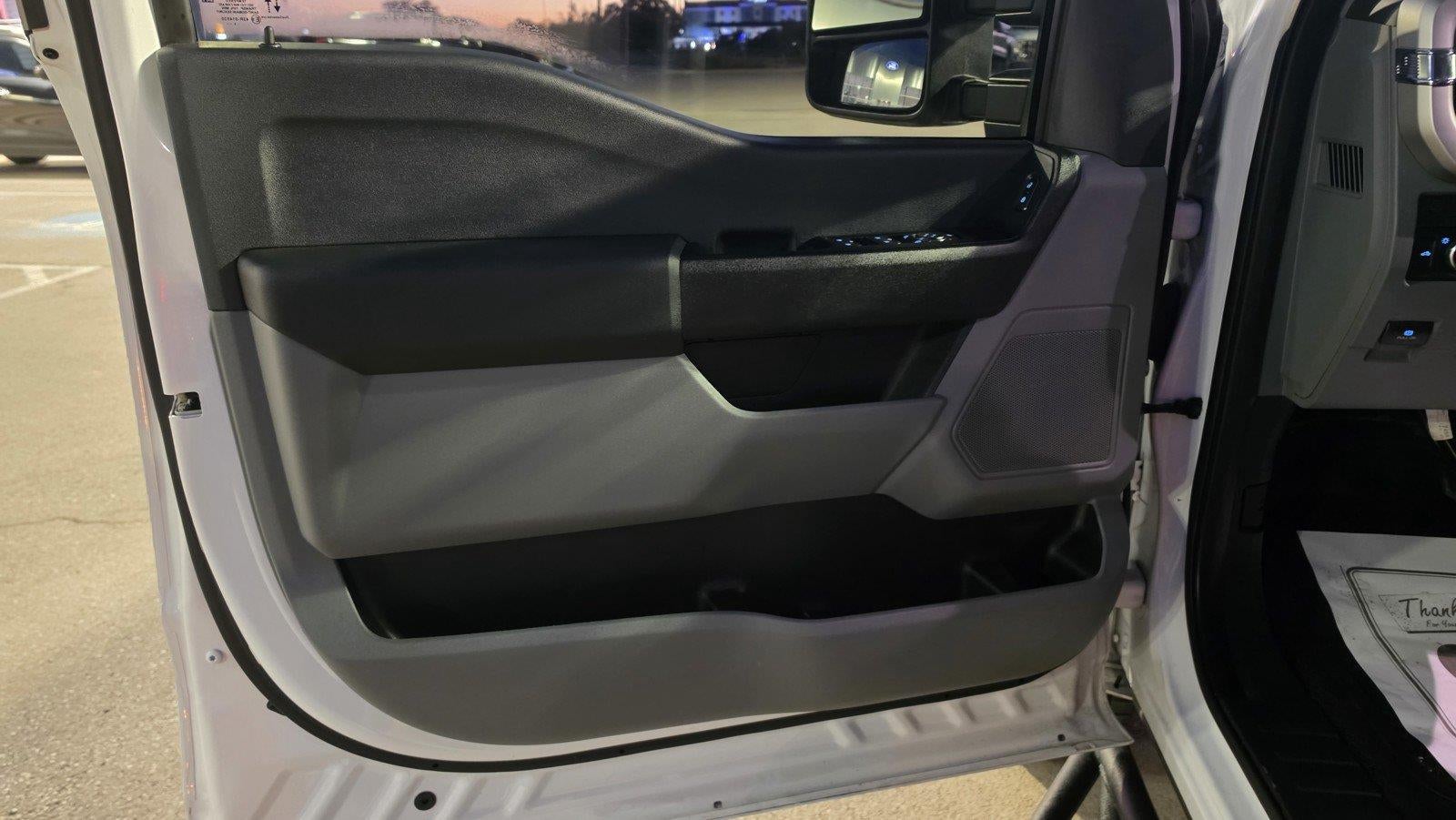 2024 Ford Super Duty F-350 DRW XL