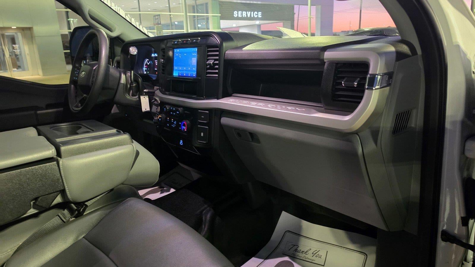 2024 Ford Super Duty F-350 DRW XL
