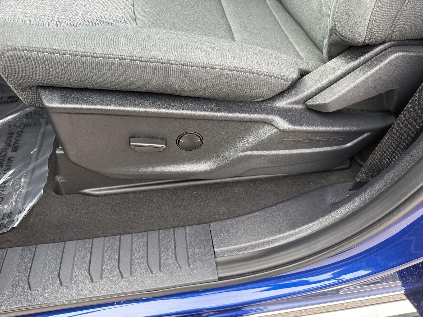 2026 Ford Super Duty F-350 DRW XLT