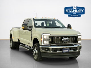 2026 Ford Super Duty F-350 Drw LARIAT
