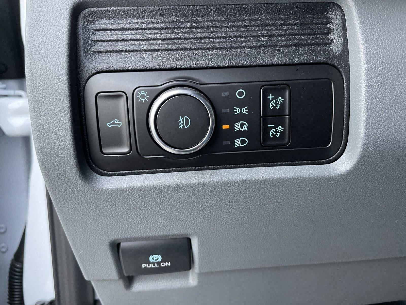 2026 Ford Super Duty F-350 DRW XLT