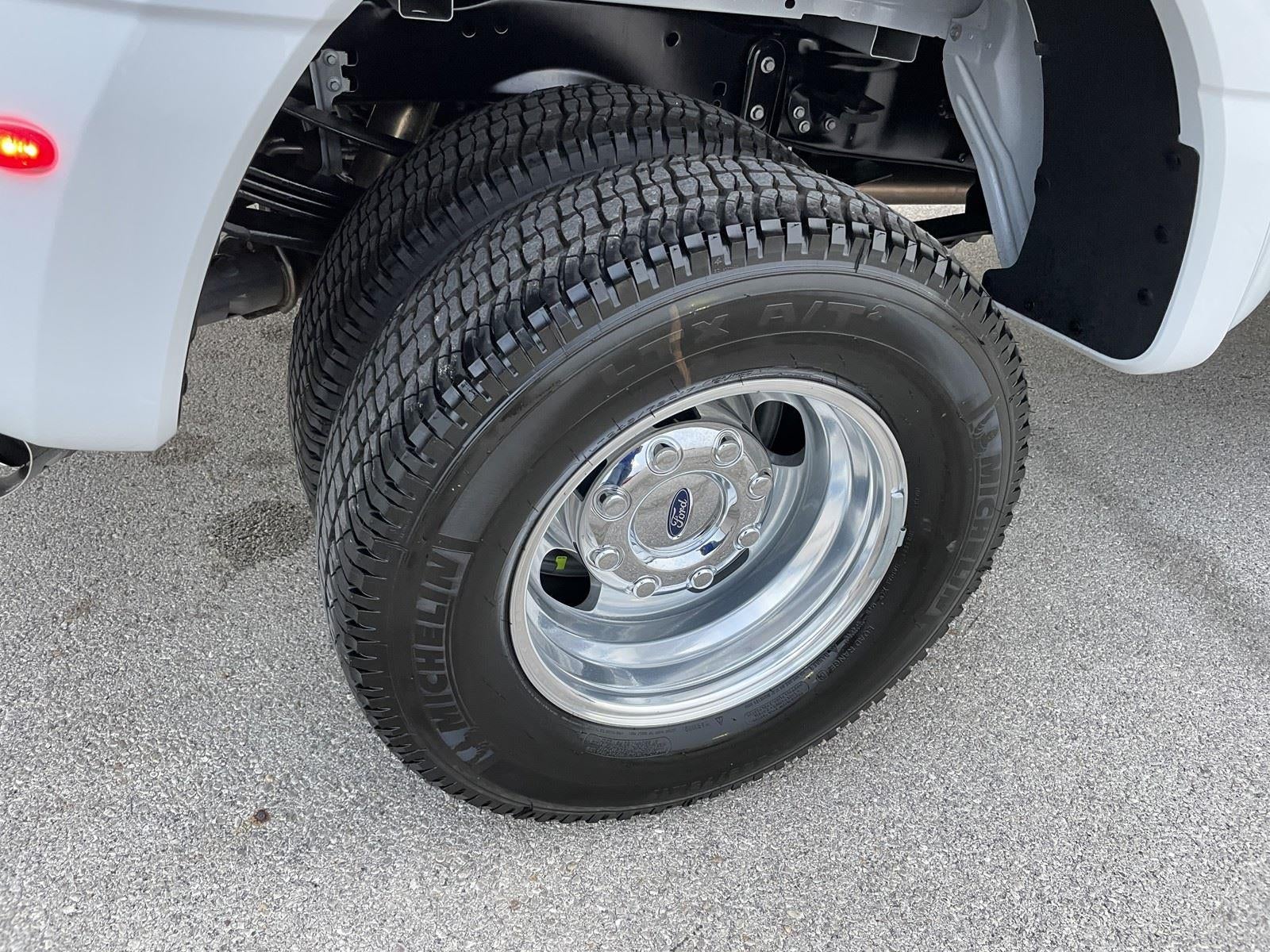 2026 Ford Super Duty F-350 DRW XLT