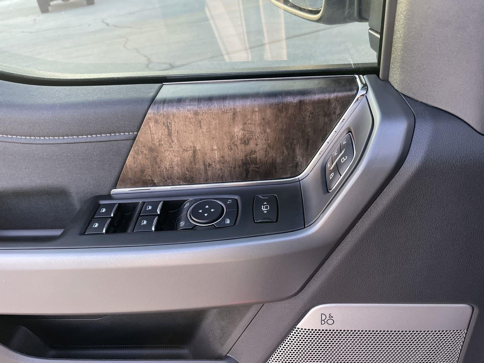 2026 Ford Super Duty F-350 DRW LARIAT