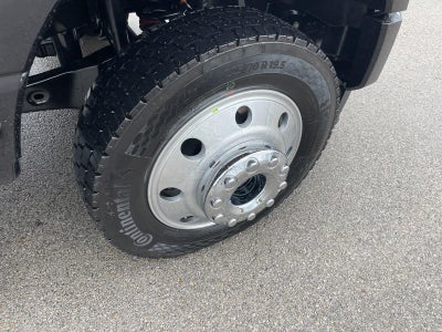 2027 Ford Super Duty F-450 DRW LARIAT
