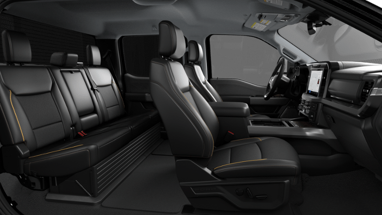 2027 Ford Super Duty F-450 DRW LARIAT