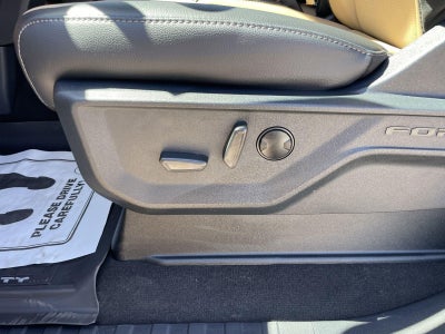 2026 Ford Super Duty F-450 DRW LARIAT