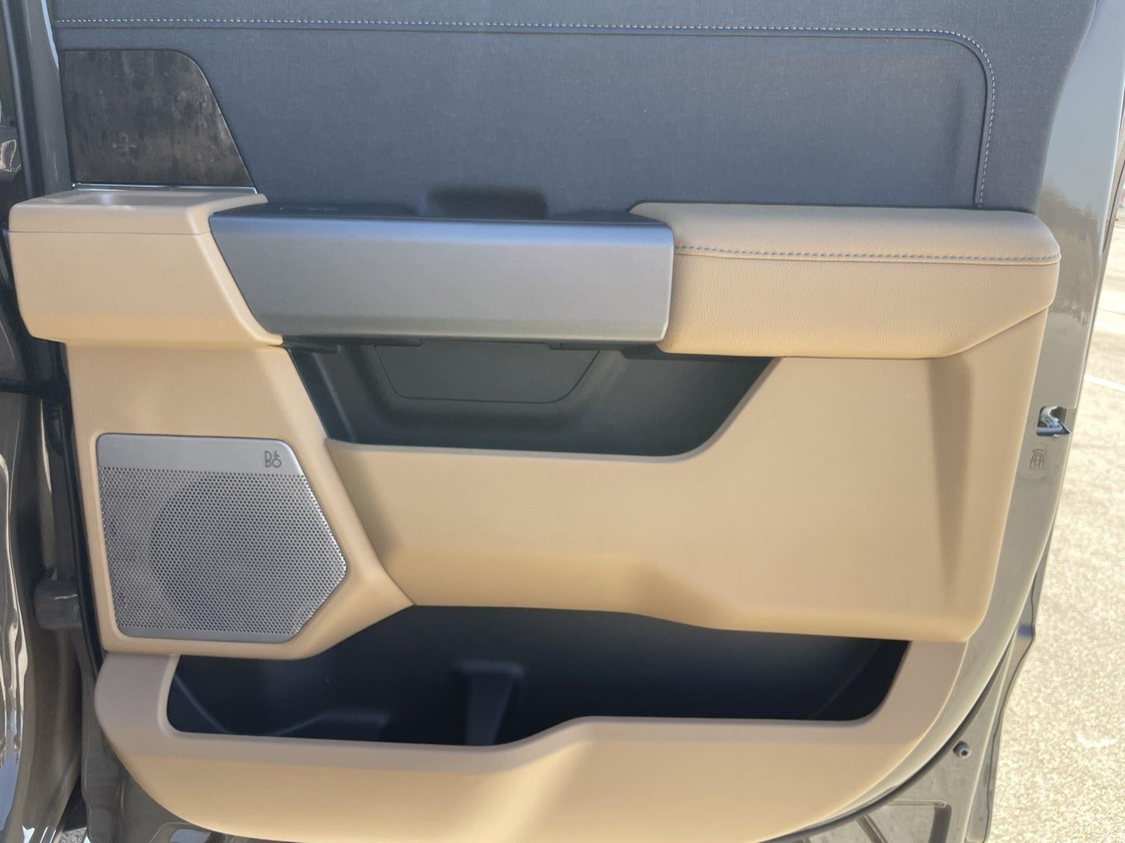 2026 Ford Super Duty F-450 DRW LARIAT