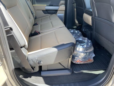 2026 Ford Super Duty F-450 DRW LARIAT