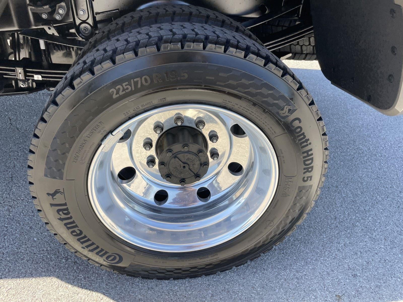 2026 Ford Super Duty F-450 DRW LARIAT