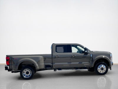 2026 Ford Super Duty F-450 DRW LARIAT
