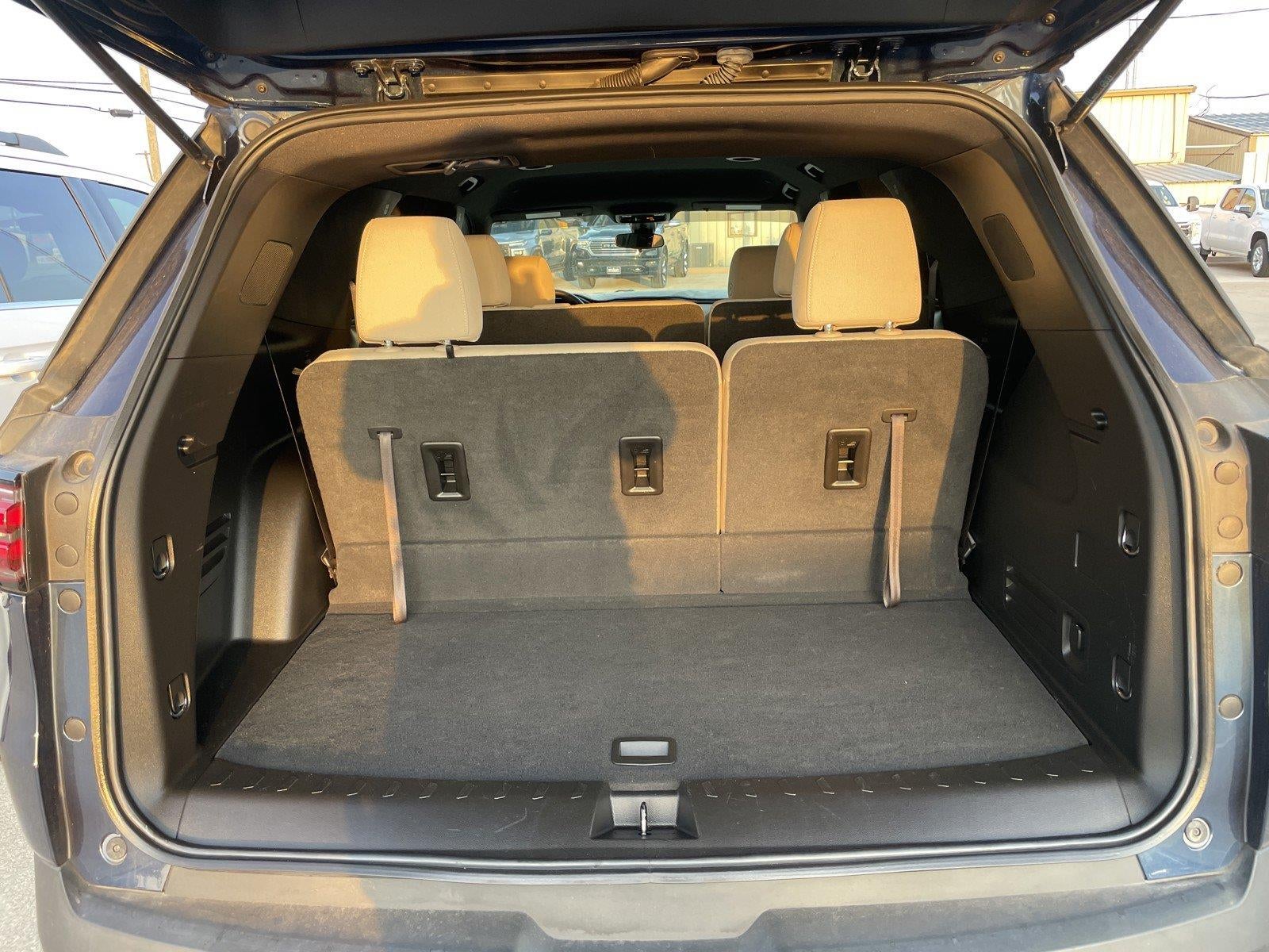 2023 Chevrolet Traverse LS