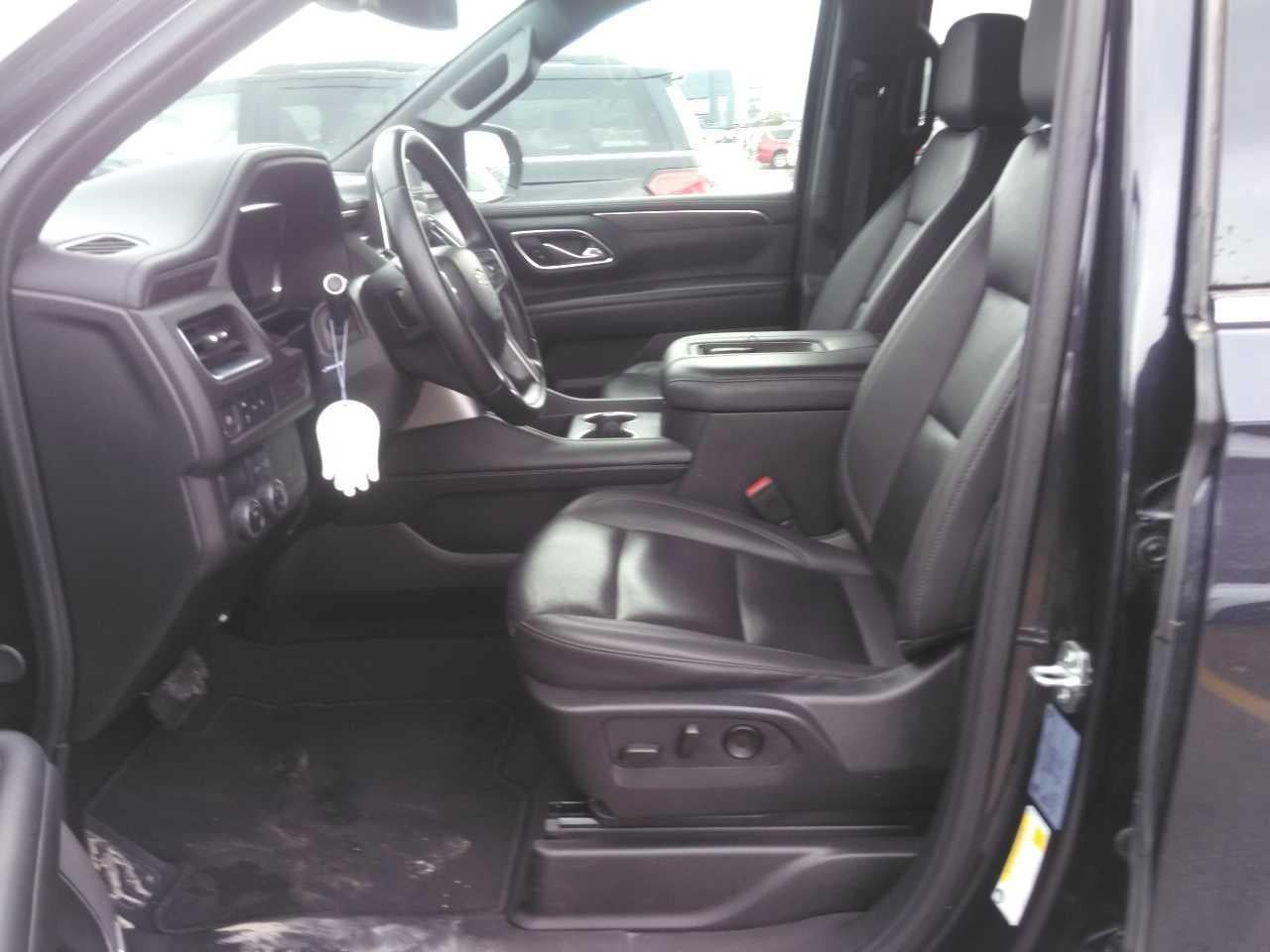 2024 Chevrolet Suburban LT