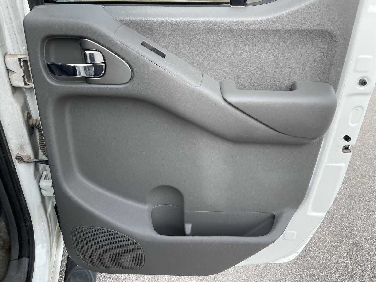 2017 Nissan Frontier SV V6