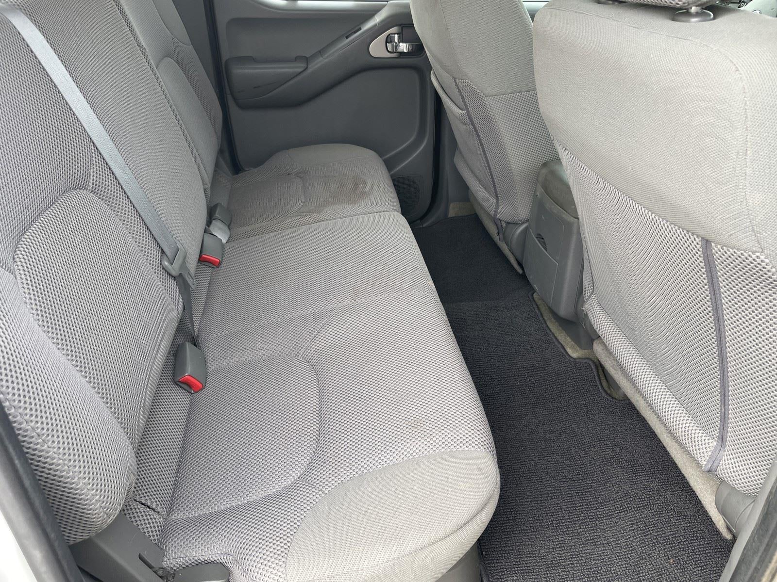 2017 Nissan Frontier SV V6