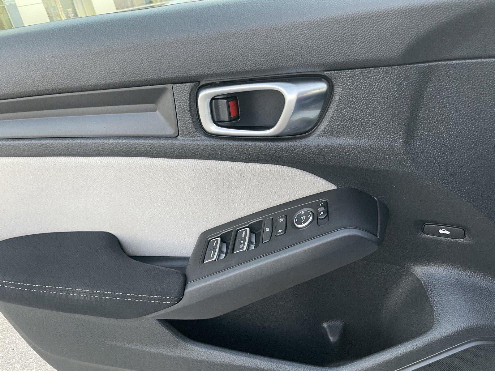 2022 Honda Civic Sedan LX