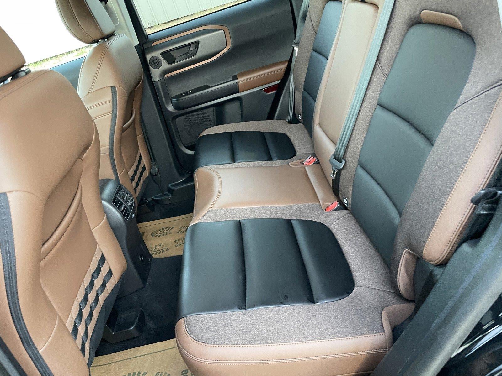 2025 Ford Bronco OUTER BANKS 4X4