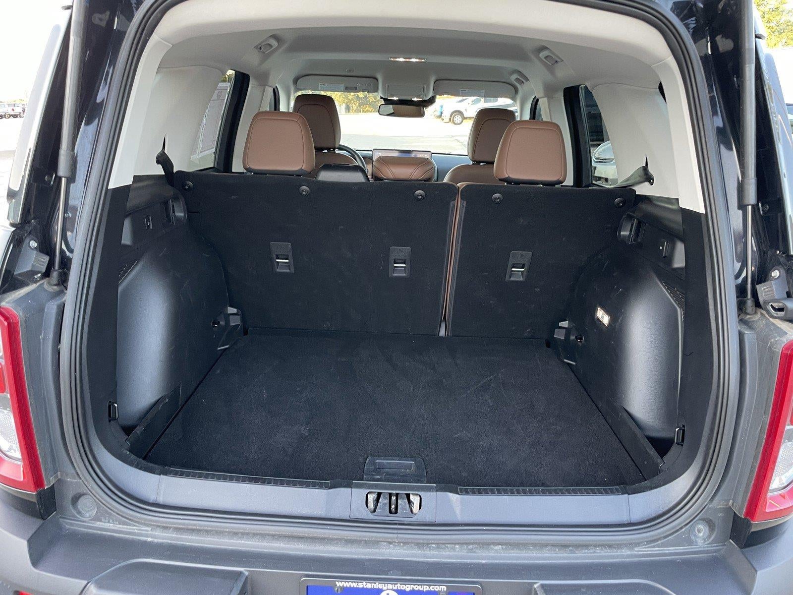 2025 Ford Bronco OUTER BANKS 4X4