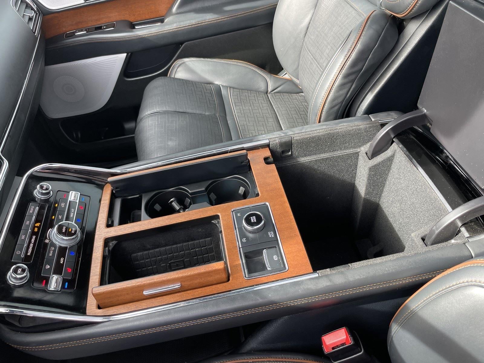 2023 Lincoln Navigator L Black Label