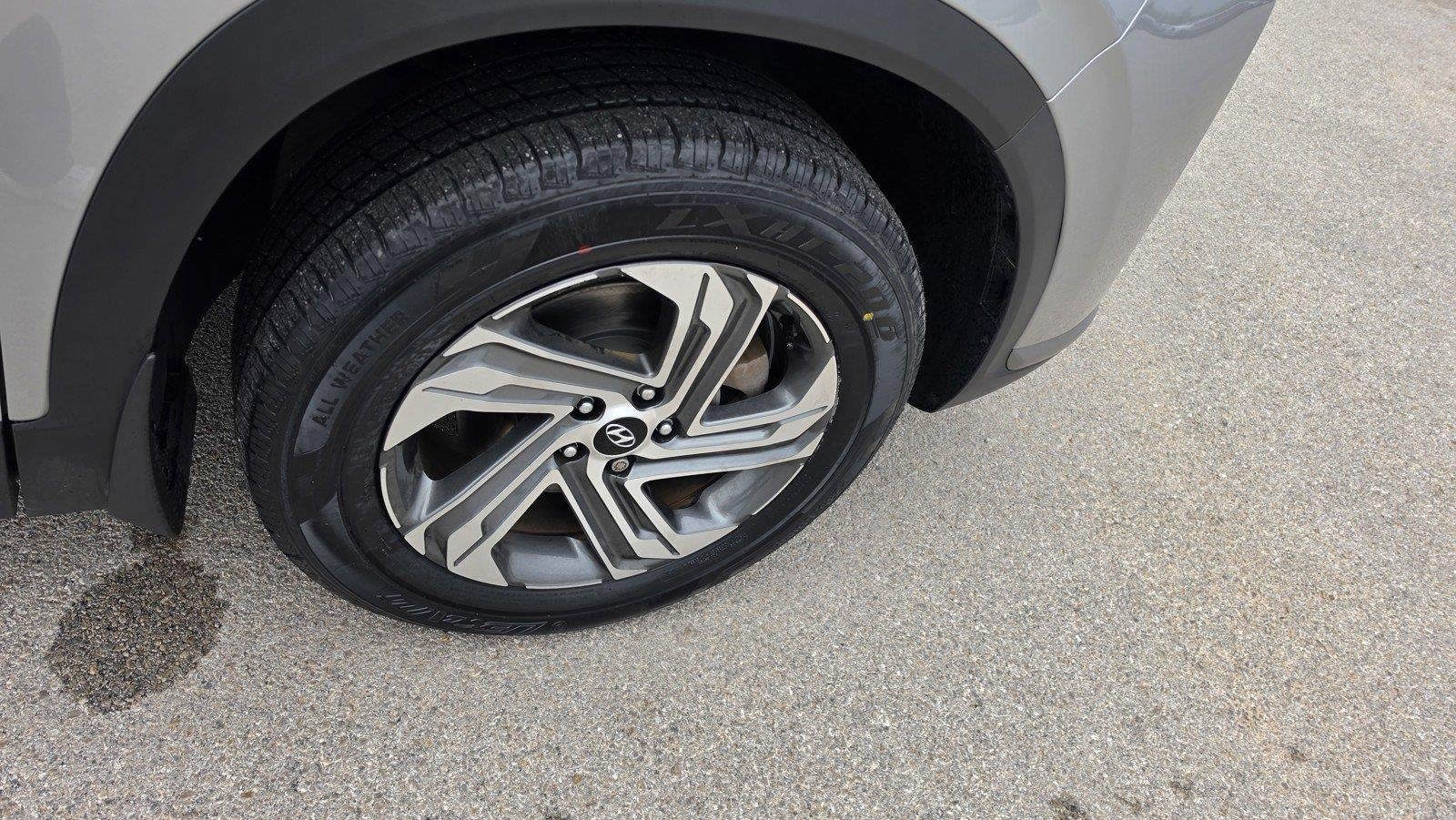 2023 Hyundai Santa Fe SE
