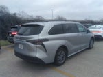 2025 Toyota SIENNA XLE FWD 7-PASSENGER