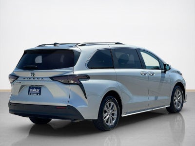 2025 Toyota Sienna XLE