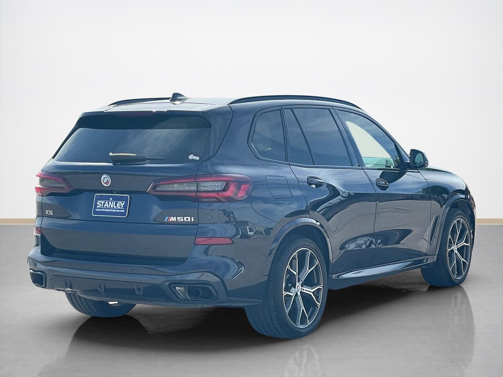 2023 BMW X5 M50i