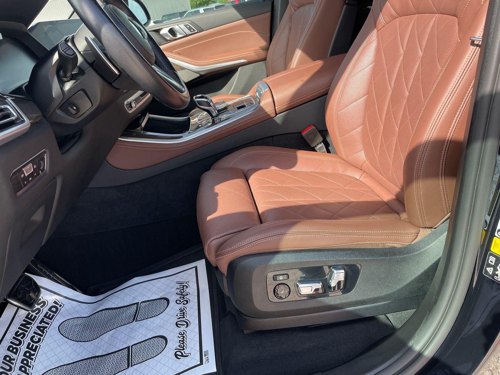 2023 BMW X5 M50i