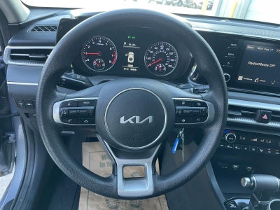 2022 Kia K5 LX