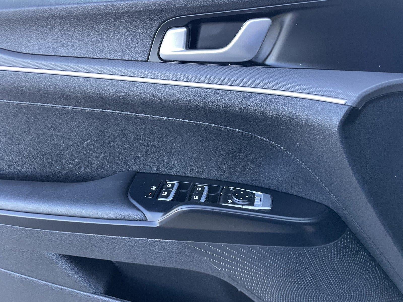 2022 Kia K5 LX