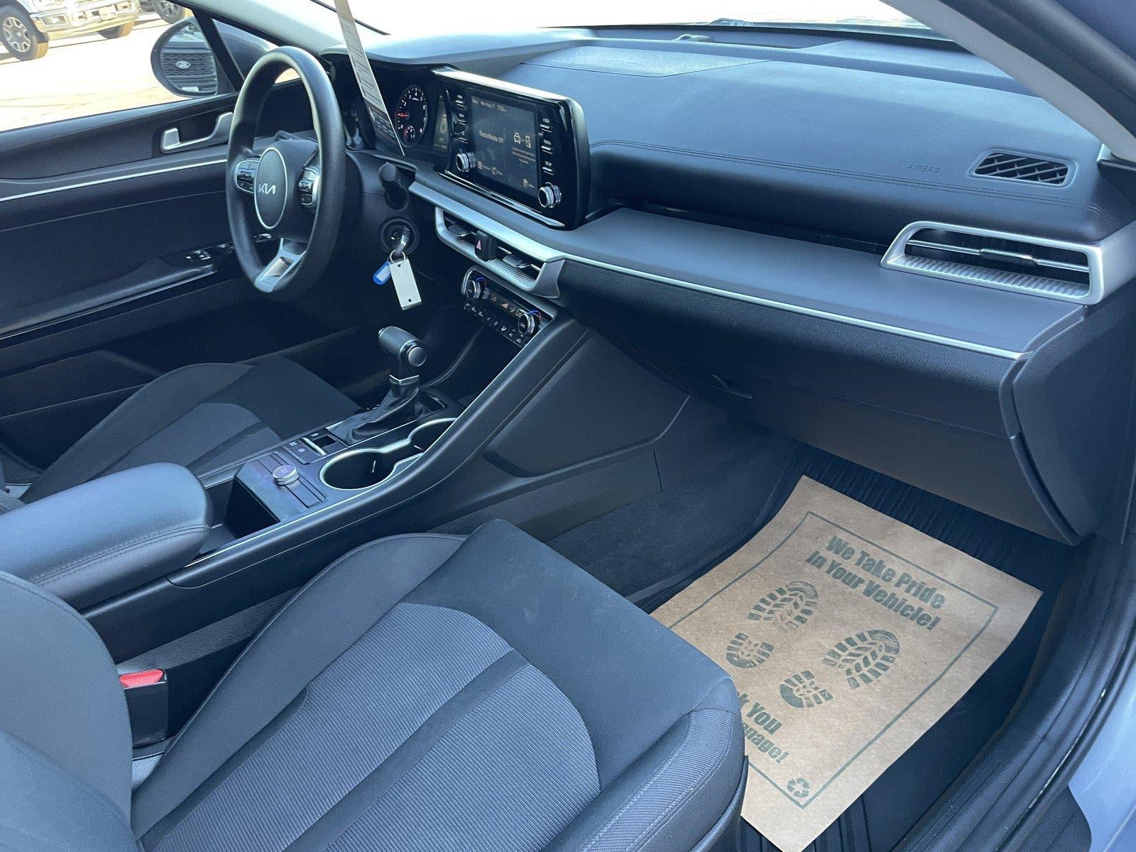2022 Kia K5 LX