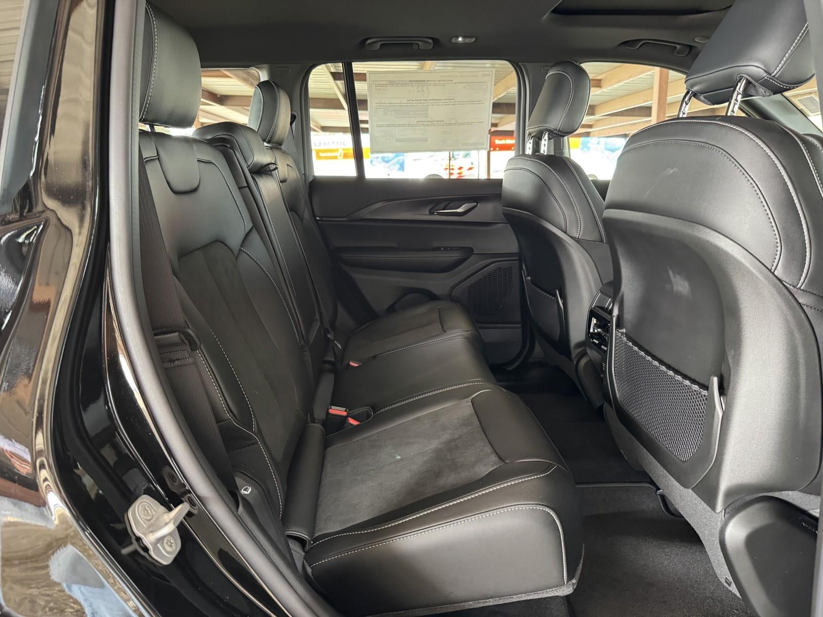 2025 Jeep Grand Cherokee GRAND CHEROKEE ALTITUDE X 4X2