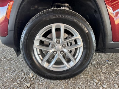 2025 Jeep Grand Cherokee GRAND CHEROKEE LAREDO 4X2